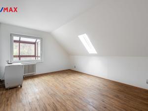Prodej vily, Měchenice, Hlavní, 330 m2