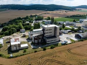 Prodej výrobních prostor, Čebín, 3507 m2