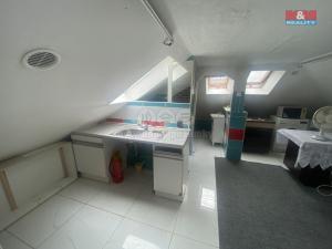 Pronájem atypického bytu, Beroun, Palackého, 90 m2