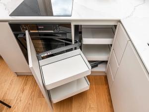Pronájem bytu 1+kk, Praha - Vinohrady, Korunní, 30 m2