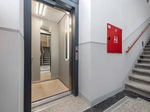 Pronájem bytu 1+kk, Praha - Vinohrady, Korunní, 30 m2