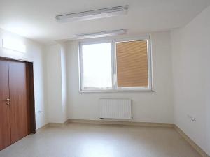 Pronájem kanceláře, Praha - Hostivař, V Chotejně, 407 m2