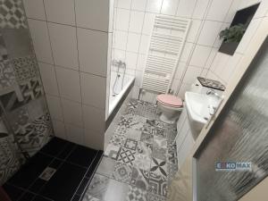 Prodej rodinného domu, Břeclav - Poštorná, Hlavní, 300 m2
