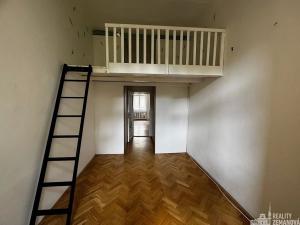 Pronájem bytu 2+1, Praha - Vinohrady, Bruselská, 51 m2