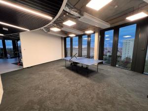 Pronájem kanceláře, Praha, Kladenská, 290 m2