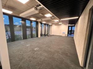 Pronájem kanceláře, Praha, Kladenská, 290 m2