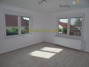 Pronájem bytu 2+1, Opava, Přerovecká, 83 m2
