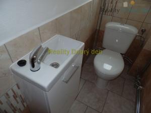 Pronájem bytu 2+1, Opava, Přerovecká, 83 m2
