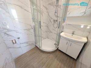 Prodej bytu 2+1, Holýšov, Pod Makovým vrchem, 63 m2