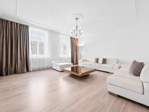 Prodej vily, Valašské Meziříčí - Krásno nad Bečvou, Jiráskova, 300 m2