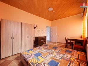 Prodej obchodního prostoru, Koryčany - Jestřabice, 330 m2