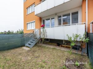 Pronájem bytu 1+kk, Praha - Kyje, Farkašova, 31 m2
