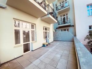 Prodej bytu 2+1, Praha, Slavíkova, 105 m2