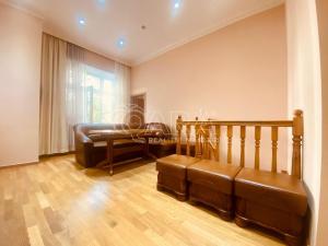 Prodej bytu 2+1, Praha, Slavíkova, 105 m2