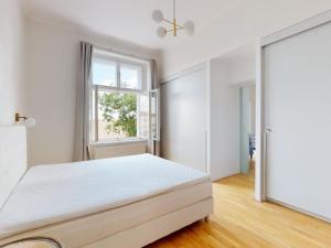 Pronájem bytu 4+kk, Praha - Nové Město, Mezibranská, 111 m2