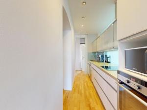 Pronájem bytu 4+kk, Praha - Nové Město, Mezibranská, 111 m2