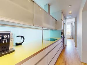 Pronájem bytu 4+kk, Praha - Nové Město, Mezibranská, 111 m2