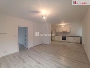 Pronájem bytu 2+1, Karlovy Vary - Doubí, Lesní, 63 m2