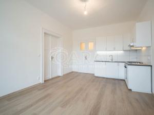 Pronájem bytu 2+kk, Praha - Staré Město, Betlémská, 48 m2