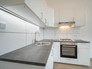 Pronájem bytu 2+kk, Praha - Staré Město, Betlémská, 48 m2