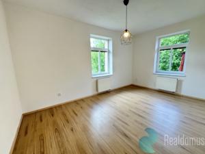 Pronájem bytu 2+kk, Včelná, 66 m2