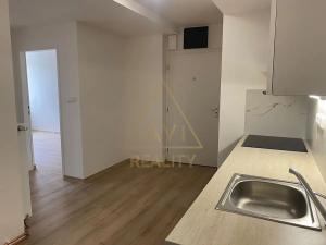 Prodej bytu 3+1, Praha - Vysočany, Podnádražní, 60 m2
