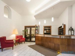 Prodej bytu 2+kk, Doksy, Tyršovo náměstí, 34 m2