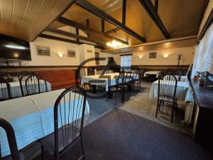 Prodej restaurace, Pardubice - Polabiny, Gagarinova, 254 m2