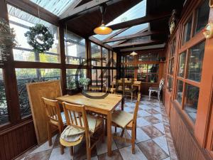 Prodej restaurace, Pardubice - Polabiny, Gagarinova, 254 m2