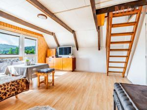 Prodej chaty, Kyselka - Radošov, 80 m2