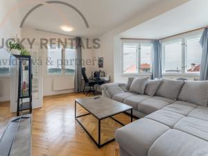Pronájem bytu 2+1, Praha - Smíchov, U Malvazinky, 82 m2