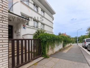 Pronájem bytu 2+1, Praha - Smíchov, U Malvazinky, 82 m2