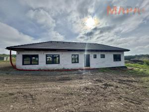 Prodej rodinného domu, Černovice, 279 m2