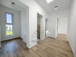 Pronájem rodinného domu, Roudné, 160 m2
