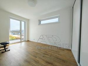 Pronájem rodinného domu, Roudné, 160 m2