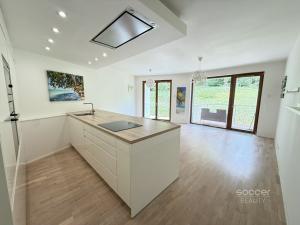 Pronájem bytu 3+kk, Praha - Košíře, Naskové, 104 m2