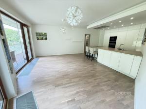 Pronájem bytu 3+kk, Praha - Košíře, Naskové, 104 m2