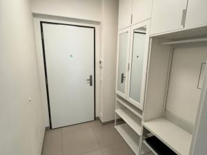 Pronájem bytu 3+kk, Praha - Košíře, Naskové, 104 m2
