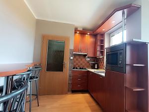 Pronájem bytu 2+kk, Praha - Dubeč, Winklerova, 57 m2