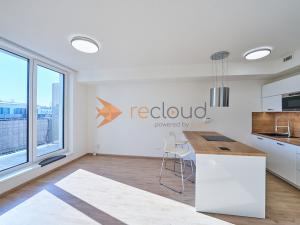 Prodej bytu 2+kk, Horoměřice, Velvarská, 53 m2