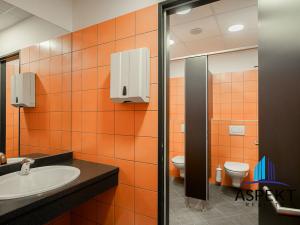 Pronájem kanceláře, Praha - Chodov, Líbalova, 660 m2
