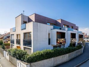 Pronájem bytu 4+1, Praha, U kolonie, 250 m2