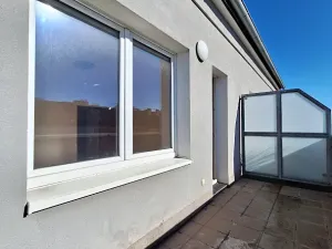 Pronájem bytu 1+1, Praha - Strašnice, Černokostelecká, 38 m2