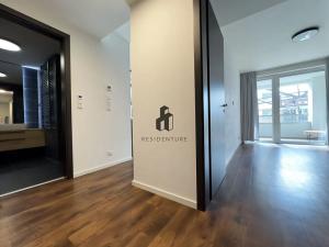 Pronájem bytu 2+kk, Praha - Holešovice, Jankovcova, 56 m2