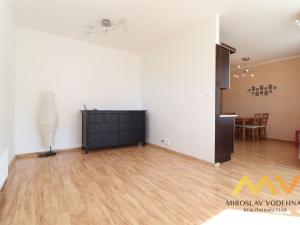 Pronájem bytu 1+kk, Hradec Králové - Nový Hradec Králové, Rybova, 41 m2