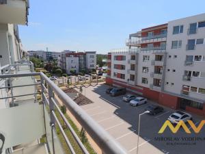 Pronájem bytu 1+kk, Hradec Králové - Nový Hradec Králové, Rybova, 41 m2