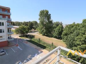 Pronájem bytu 1+kk, Hradec Králové - Nový Hradec Králové, Rybova, 41 m2