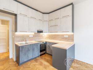 Pronájem bytu 2+kk, Praha - Libeň, Na žertvách, 53 m2