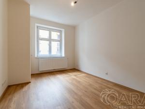Pronájem bytu 2+kk, Praha - Libeň, Na žertvách, 53 m2
