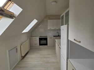 Prodej atypického bytu, Jeseník, Na Úbočí, 137 m2